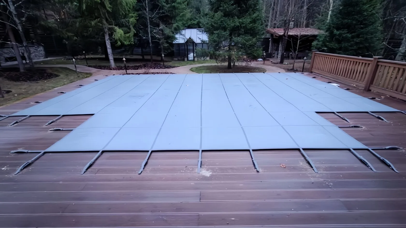 Покрывало для бассейна Laguna Cover Mesh в Братске