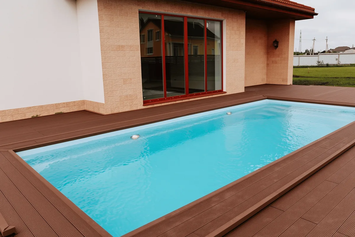 Композитный бассейн Laguna 8 — вид сверху в Братске