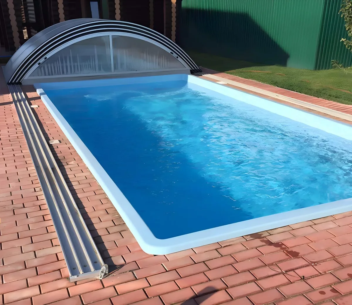 Laguna 7 — вечернее освещение в Братске